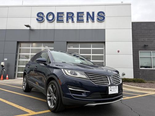MIDNIGHT SAPPHIRE BLUE MET 2017 Lincoln MKC Reserve