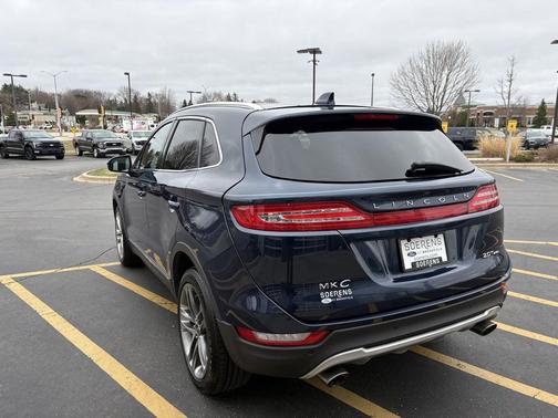 MIDNIGHT SAPPHIRE BLUE MET 2017 Lincoln MKC Reserve