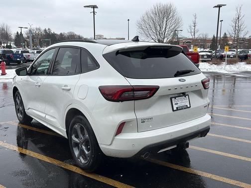 2023 Ford Escape ST-Line Select