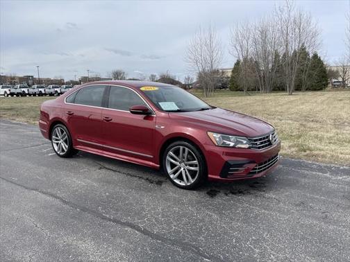 2017 Volkswagen Passat 1.8T R-Line w/Comfort