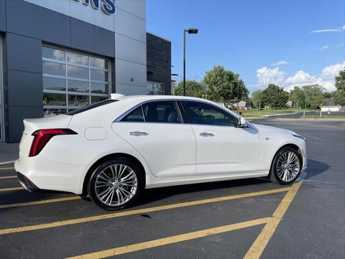 2021 Cadillac CT4 Premium Luxury