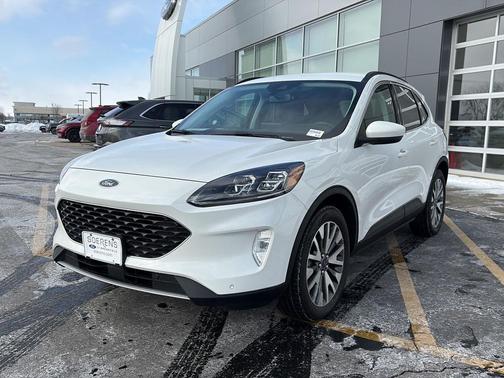 2022 Ford Escape Titanium