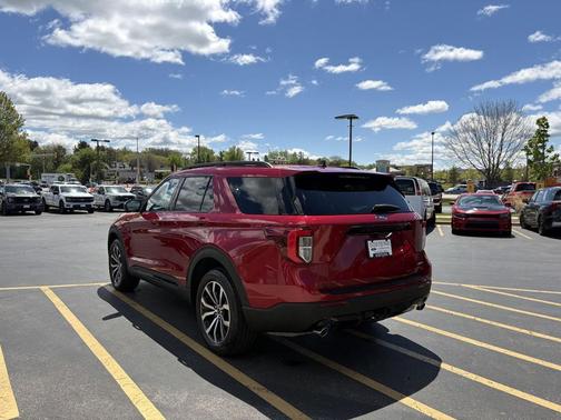RAPID RED MET TINTED CC 2023 Ford Explorer ST-Line