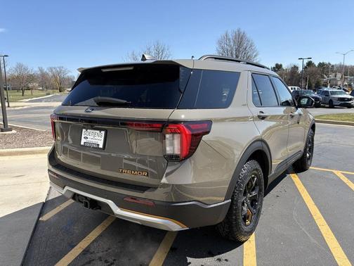 Marsh Gray 2026 Ford Explorer Tremor