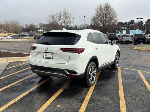 2022 Buick Envision FWD Essence
