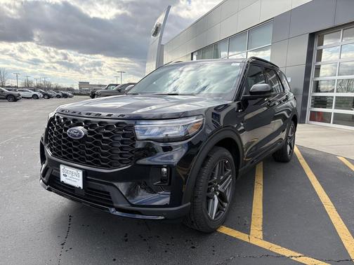Agate Black Metallic 2026 Ford Explorer ST-Line