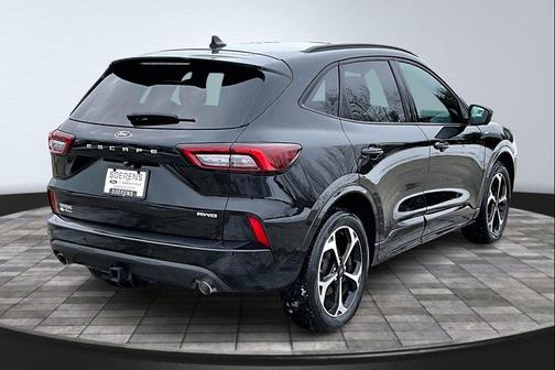 AGATE BLACK METALLIC 2023 Ford Escape ST-Line Select