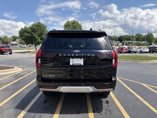 Agate Black Metallic 2026 Ford Expedition Platinum