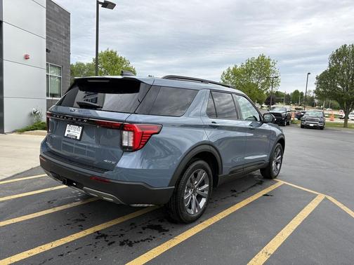 VAPOR BLUE 2026 Ford Explorer Active