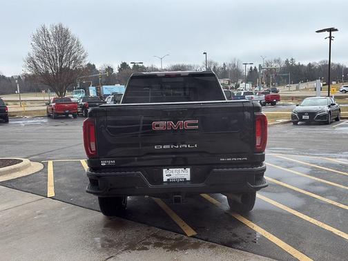 2023 GMC Sierra 2500 Denali