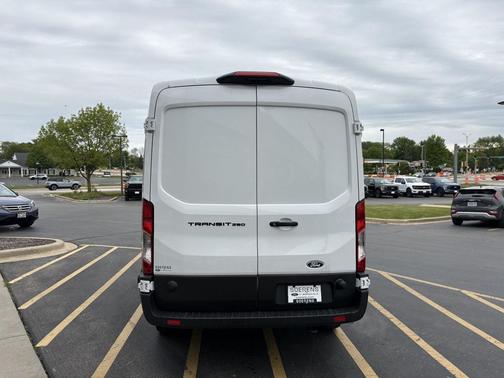 OXFORD WHITE 2026 Ford Transit-250 Base