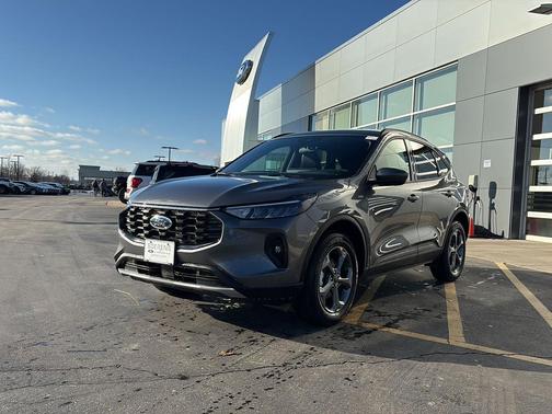 2026 Ford Escape ST-Line Select
