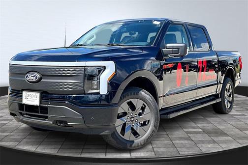 2025 Ford F-150 Lightning Flash