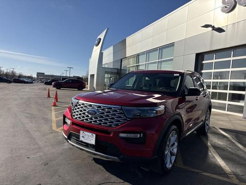 2023 Ford Explorer Platinum