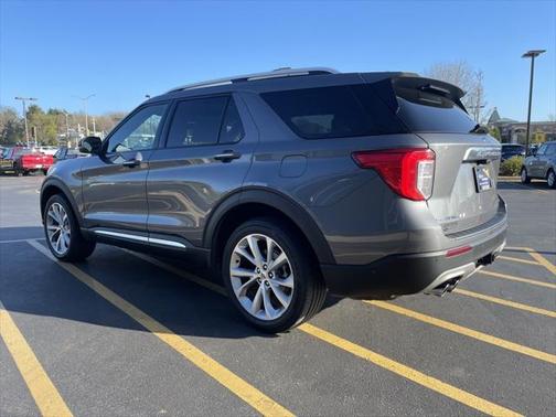 2022 Ford Explorer Platinum