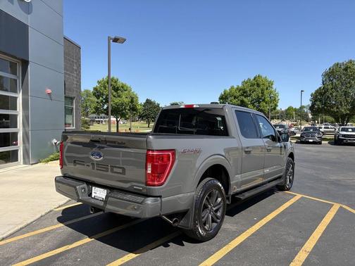 LEAD FOOT 2021 Ford F-150 XLT