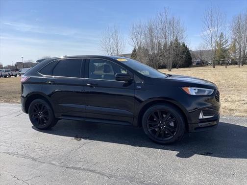 2022 Ford Edge ST Line