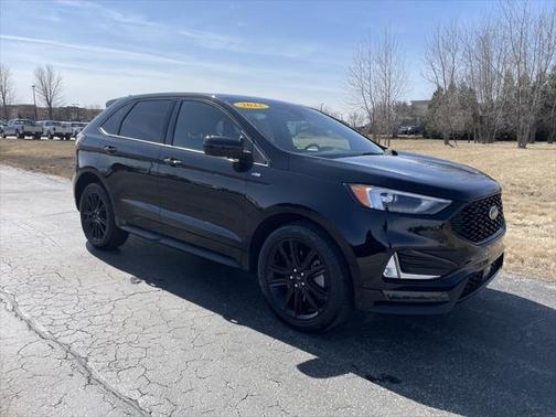 2022 Ford Edge ST Line