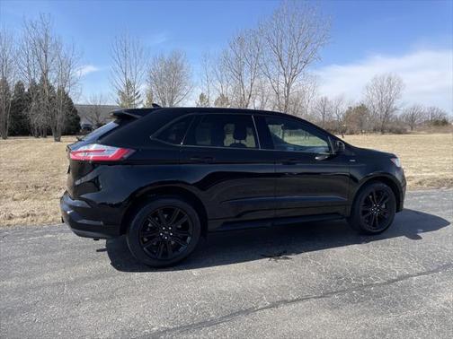 2022 Ford Edge ST Line