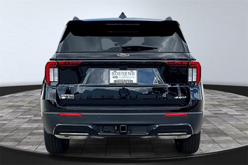 2025 Ford Explorer ST-Line