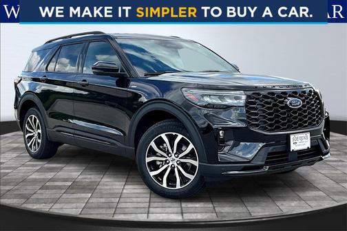 2025 Ford Explorer ST-Line
