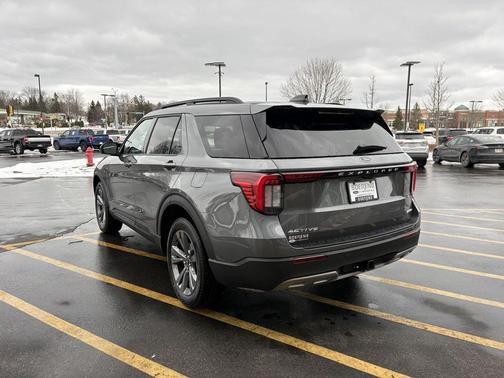 2026 Ford Explorer Active w/200A Pkg