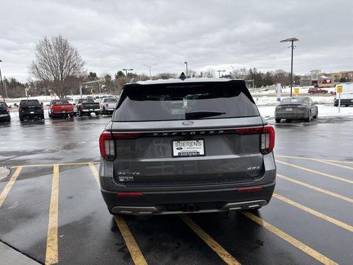 2026 Ford Explorer Active w/200A Pkg