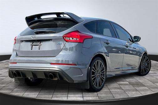 2017 Ford Focus RS Base
