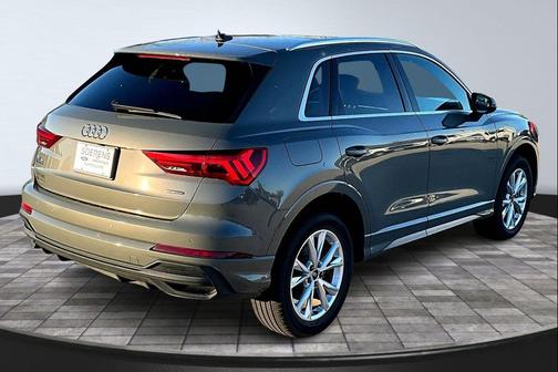 2023 Audi Q3 Premium 45 TFSI S line quattro Tiptronic
