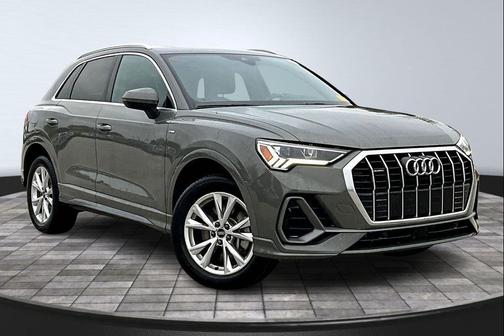 2023 Audi Q3 Premium 45 TFSI S line quattro Tiptronic