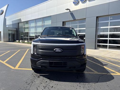 AGATE BLACK METALLIC 2025 Ford F-150 Lightning Flash