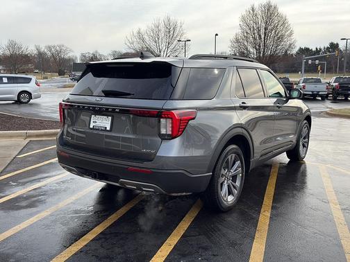 2026 Ford Explorer Active (200A)