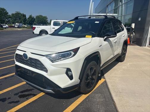 2020 Toyota RAV4 Hybrid SE
