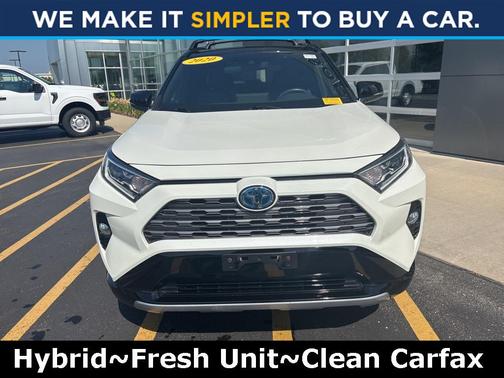 2020 Toyota RAV4 Hybrid SE