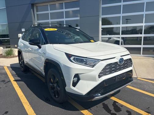 2020 Toyota RAV4 Hybrid SE