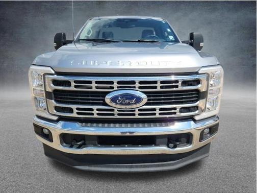 Iconic Silver Metallic 2024 Ford F-350 XLT