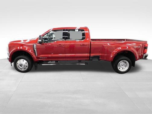 2025 Ford F-450 Lariat