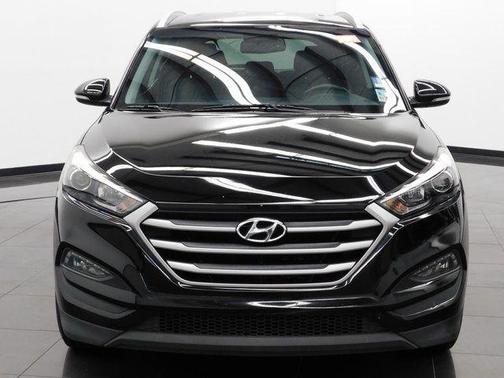 2017 Hyundai TUCSON SE Plus