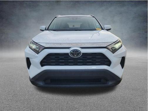 Super White 2019 Toyota RAV4 LE