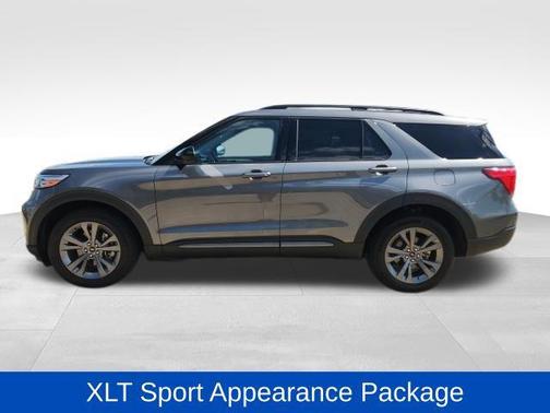 Carbonized Gray Metallic 2023 Ford Explorer XLT