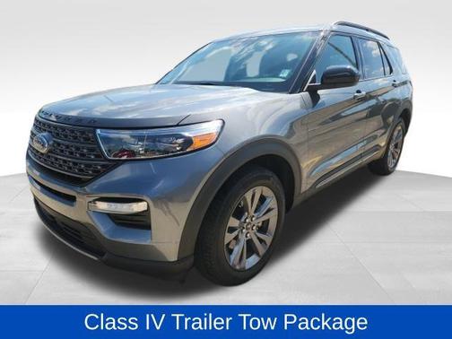 Carbonized Gray Metallic 2023 Ford Explorer XLT