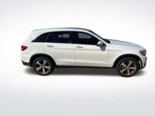 2016 Mercedes-Benz GLC 300 Base