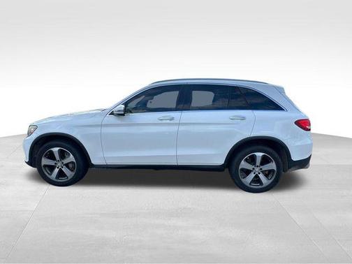 2016 Mercedes-Benz GLC 300 Base