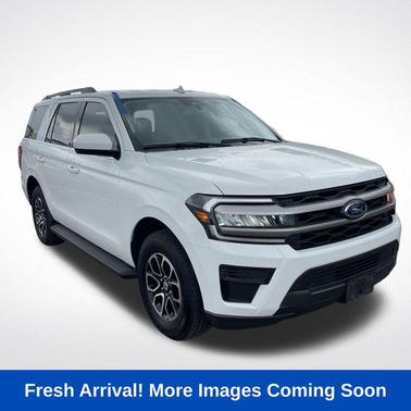 Oxford White 2023 Ford Expedition XLT