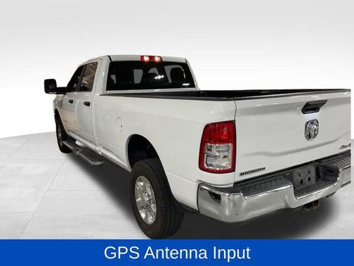 Bright White Clearcoat 2023 RAM 2500 Big Horn Crew Cab 4x4 8' Box