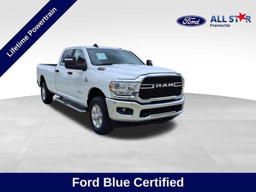Bright White Clearcoat 2023 RAM 2500 Big Horn Crew Cab 4x4 8' Box
