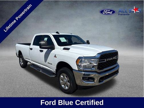 Bright White Clearcoat 2023 RAM 2500 Big Horn Crew Cab 4x4 8' Box