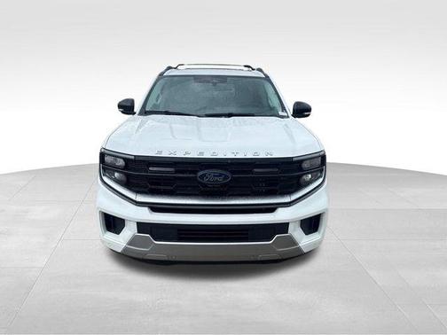 Space White Metallic 2026 Ford Explorer Tremor