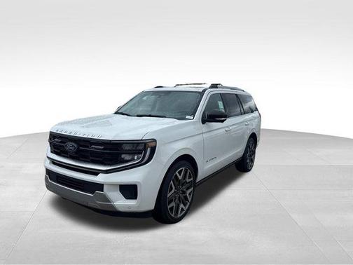 Space White Metallic 2026 Ford Explorer Tremor