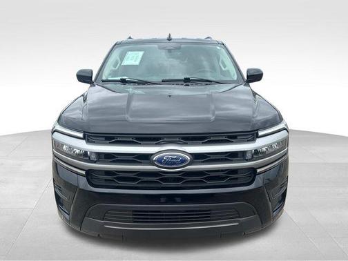 Black Metallic 2024 Ford Expedition XLT